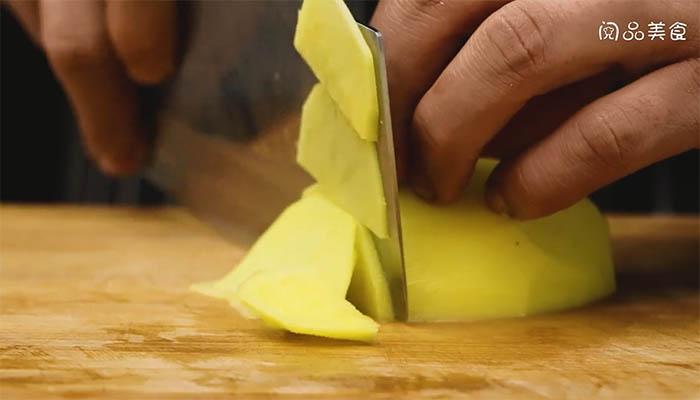 口蘑土豆片做法步骤：9
