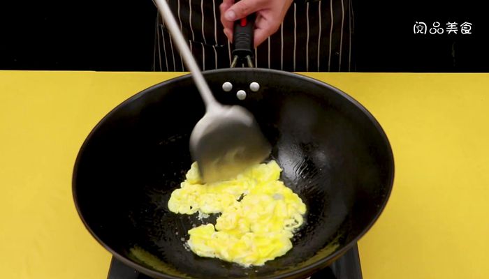 竹笋炒鸡蛋做法步骤：4